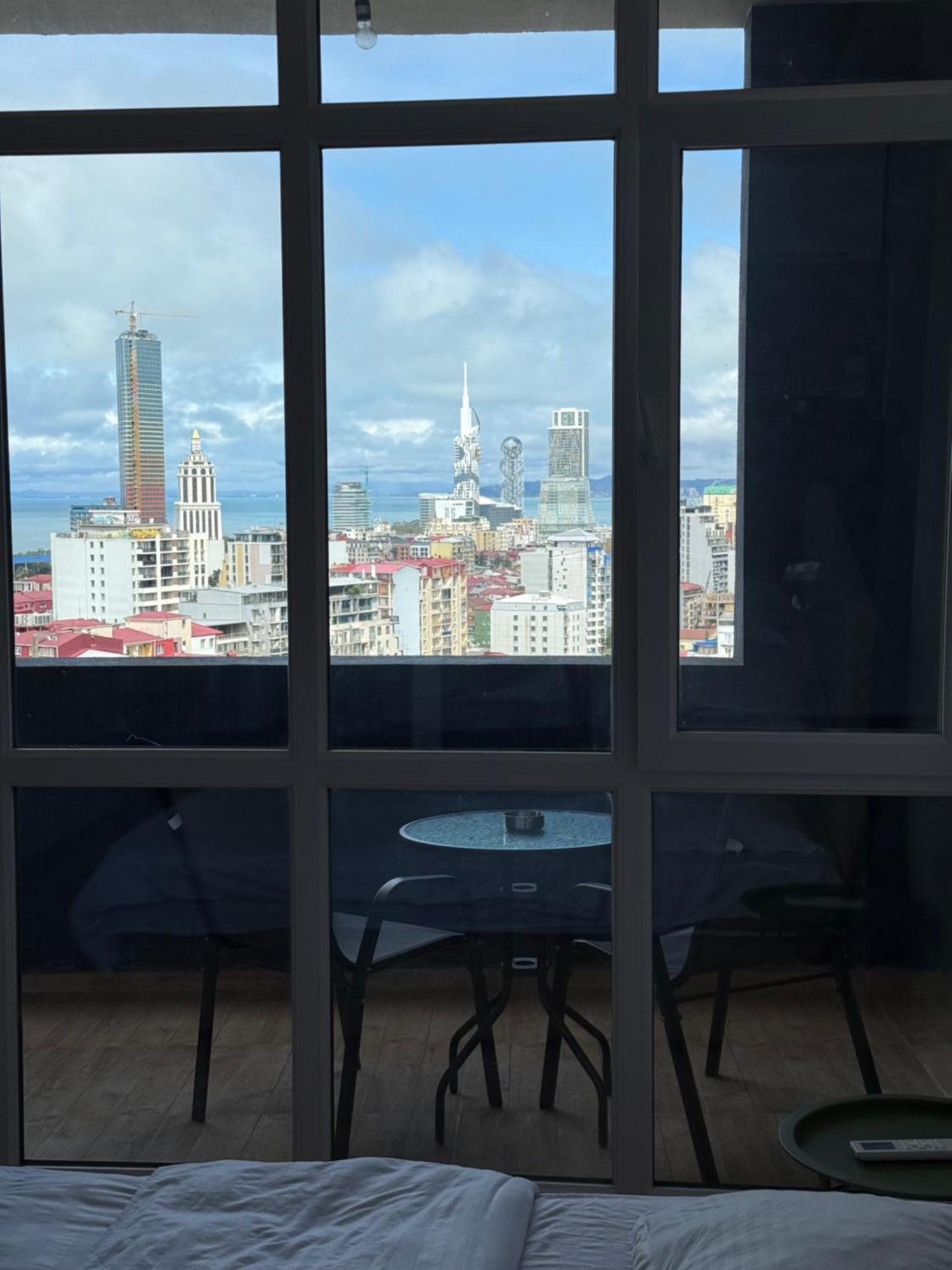 Batumi Flat With Epic Views Lejlighed Eksteriør billede