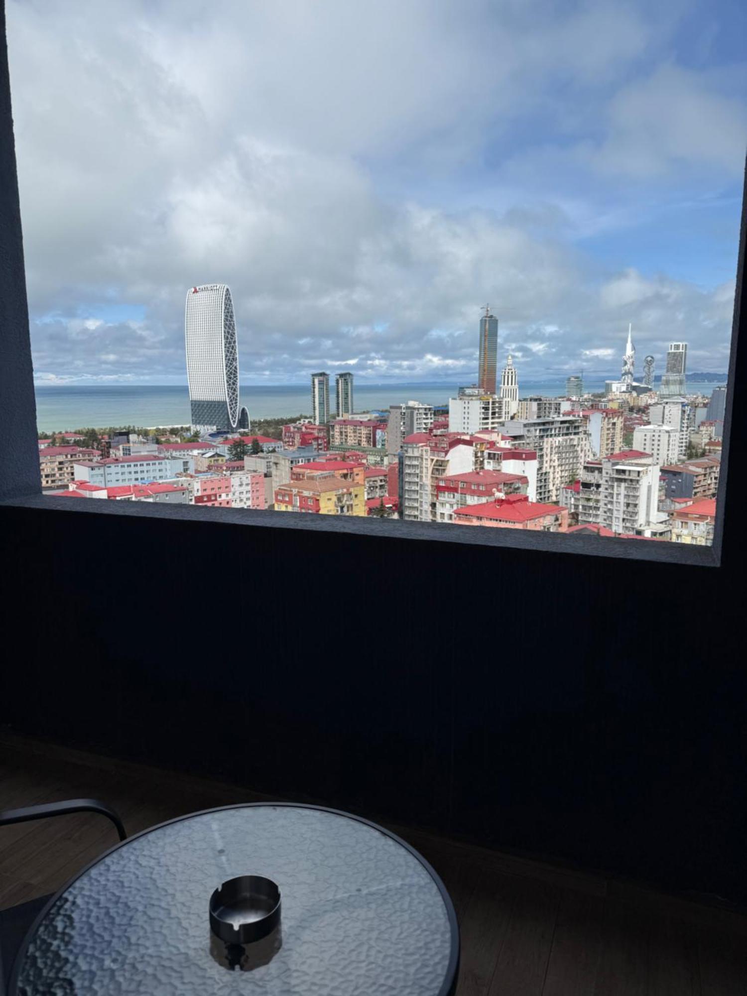 Batumi Flat With Epic Views Lejlighed Eksteriør billede